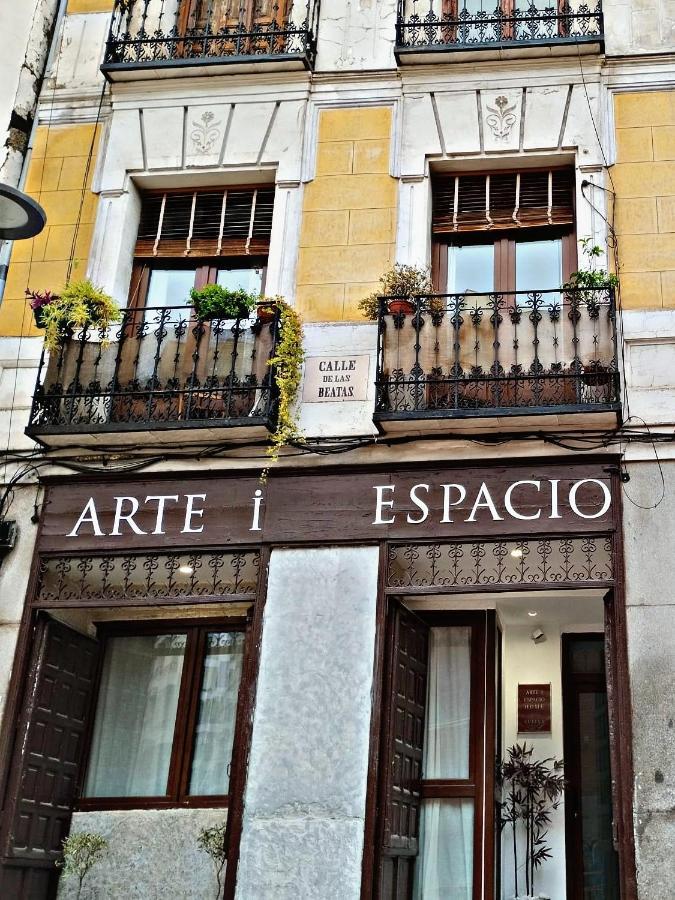 Arte I Espacio Home มาดริด ภายนอก รูปภาพ