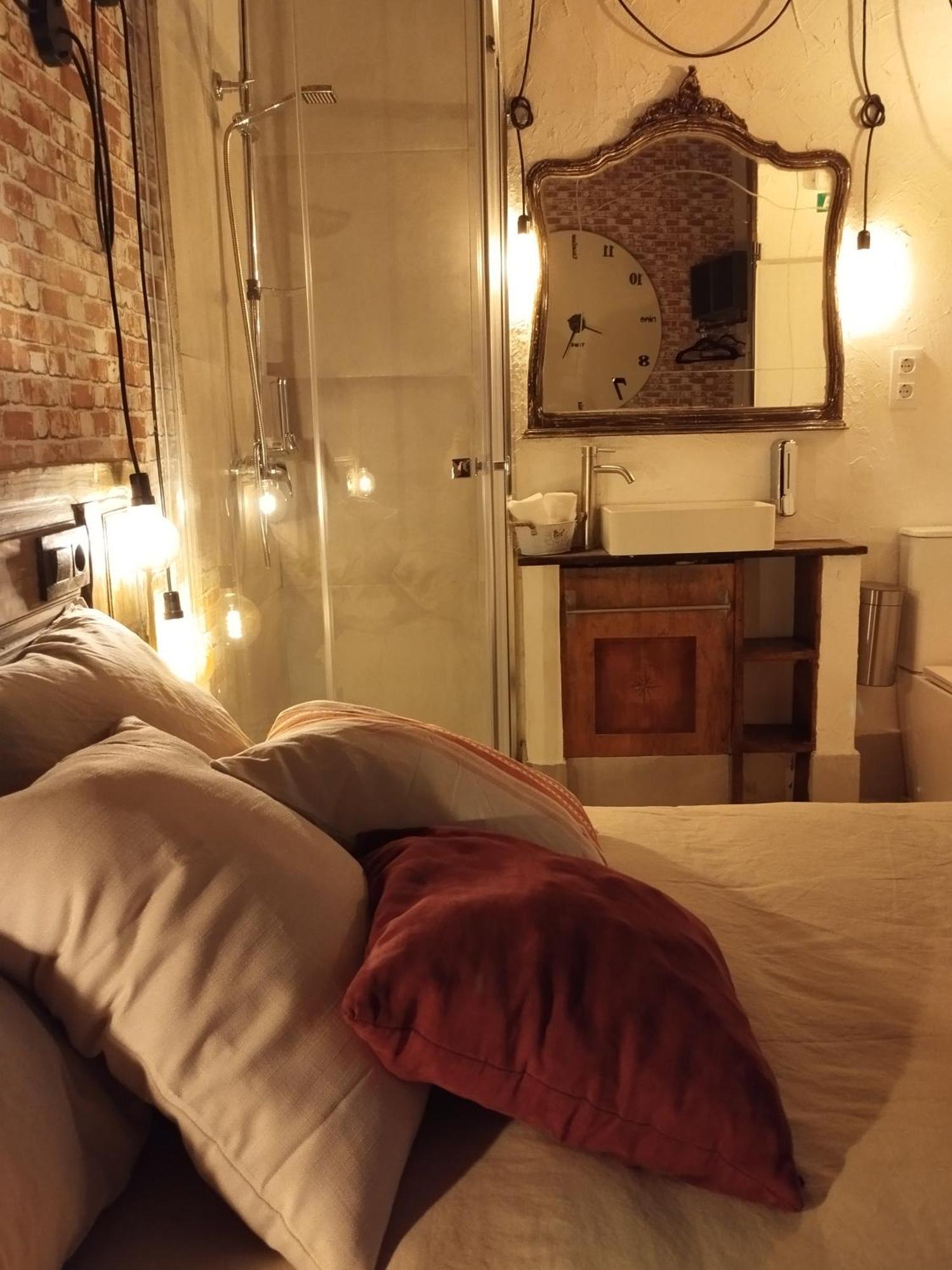 Arte I Espacio Home มาดริด ภายนอก รูปภาพ